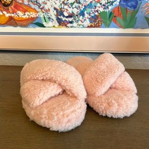 Fluffy Criss Cross Slippers